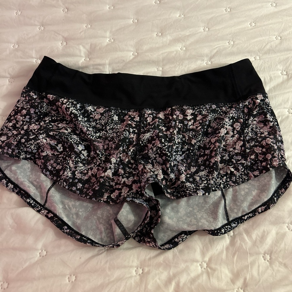 Lululemon shorts!